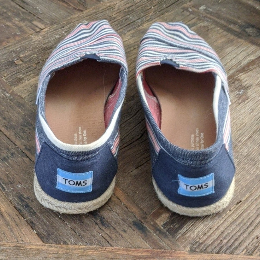 Toms Slip On Woman's 7.5 - Picture 4 of 7